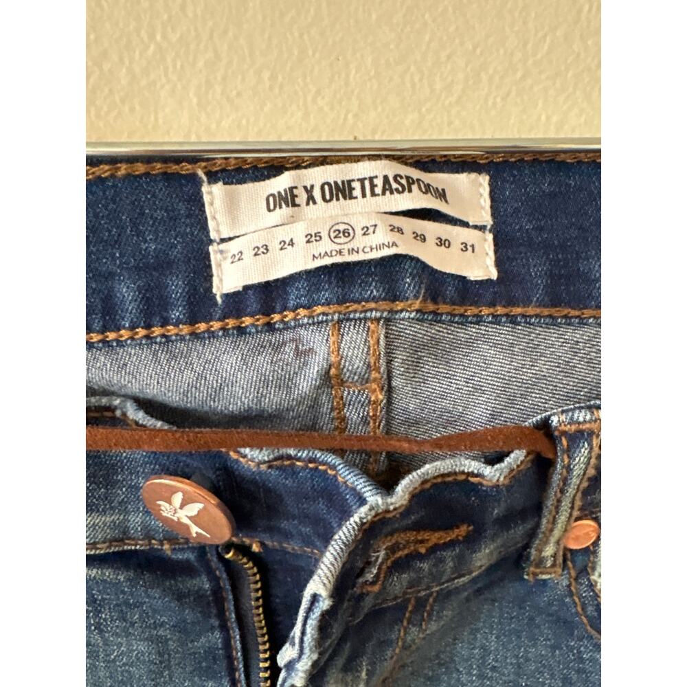 One Teaspoon Sz 26 Loonies Low Rise Curved Skinny Leg Distressed Denim Blue Jean - Picture 2 of 4